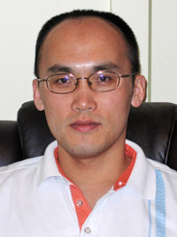 Photo of Tianyu Zhang